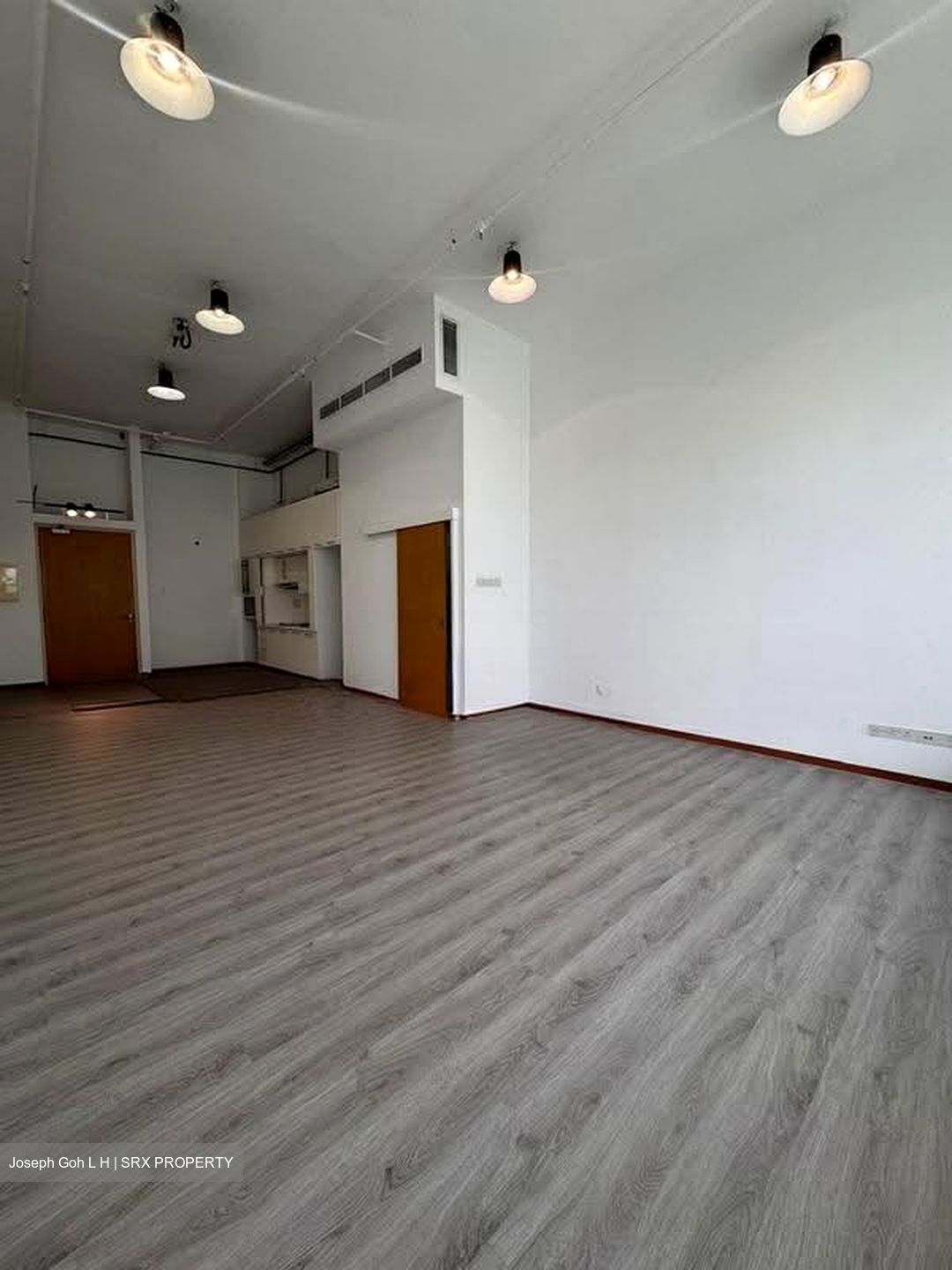 The Central (D1), Office #607312711